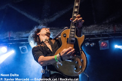 Concert d'Ugly Kid joe i Neon Delta a la sala Bóveda 